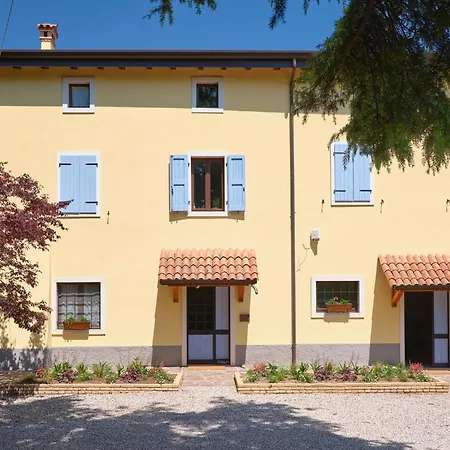 Apartment Cason Degli Ulivi-apt Mia Rivoli Veronese